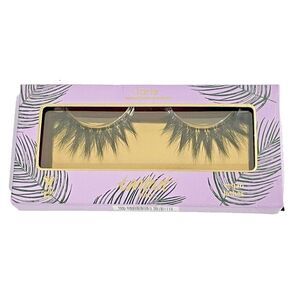 TARTE Tarteist Pro Vegan Lashes Wifey discontinued Rare one pair eyelashes